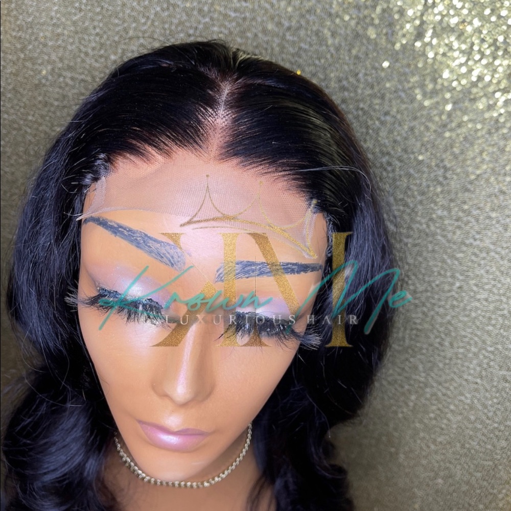 Closure Wig - Picture 2 of 3